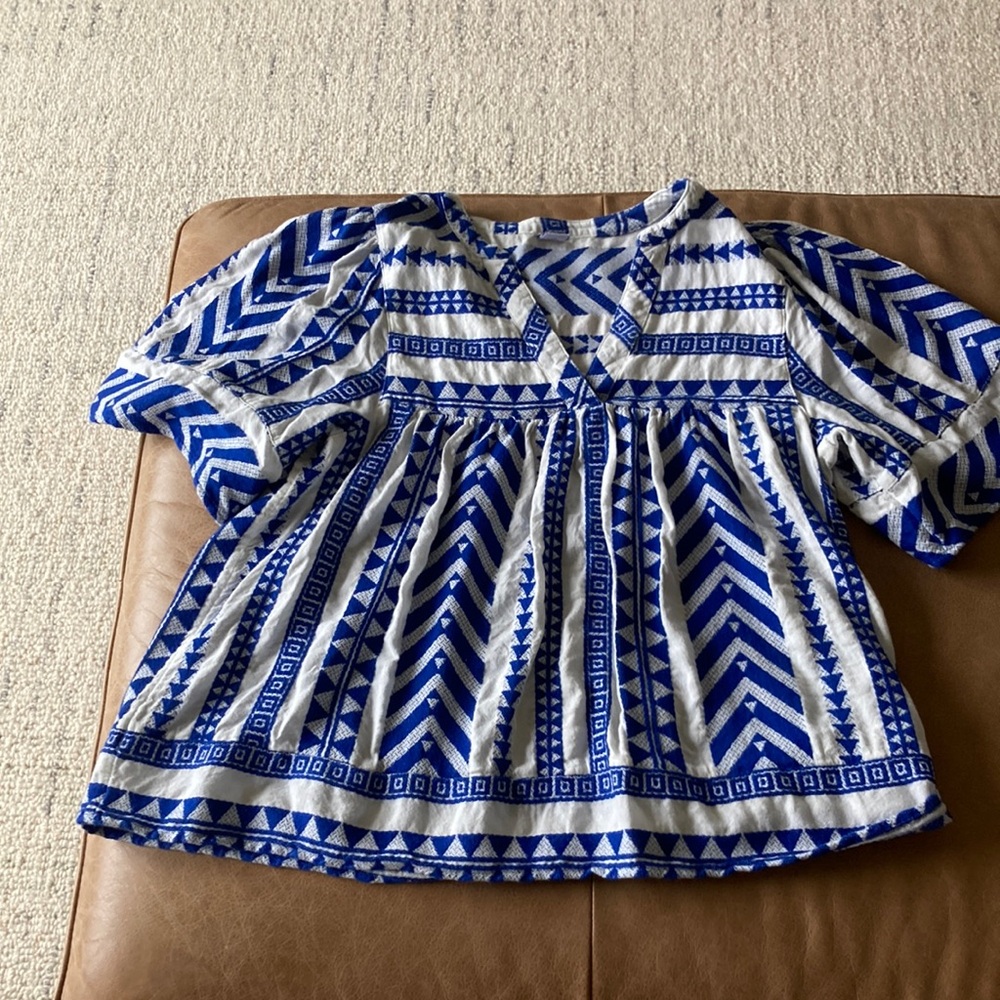 Old Navy top